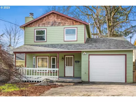 1038 Columbia Ave, Gladstone, OR 97027