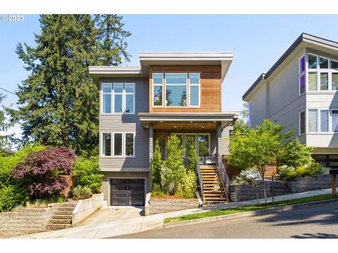 7660 SW 36th Ave, Portland, OR 97219
