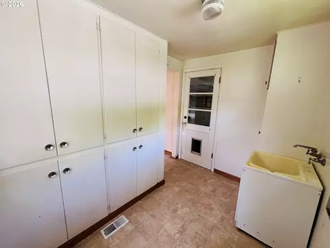 Other - 45 Rustic Pl, Eugene, OR 97401 photo 3 of 5