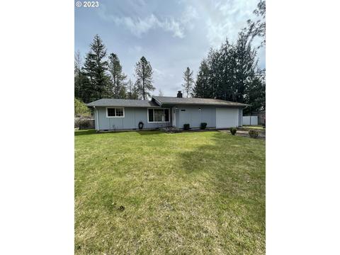 87721 Oak Island Dr, Veneta, OR 97487
