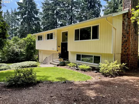 19201 Indian Creek Ave, Lake Oswego, OR 97035