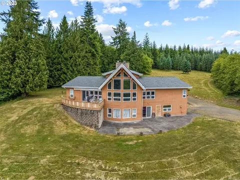 262 Bunker Hill Rd, Longview, WA 98632