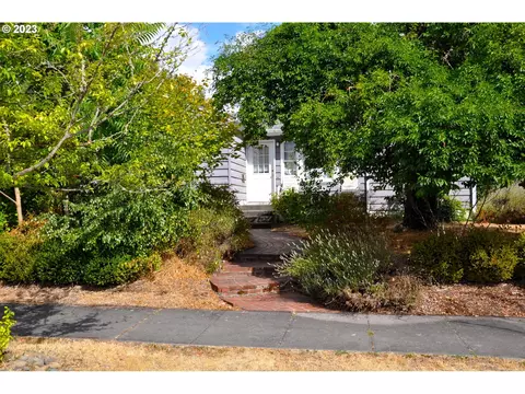 306 NE 73rd Ave, Portland, OR 97213