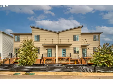 2093 Strong Rd SE, Salem, OR 97302
