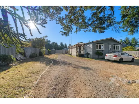 91576 Cape Arago Hwy, Coos Bay, OR 97420