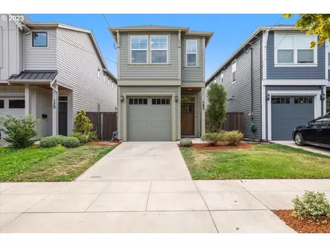7456 N Stockton Ave, Portland, OR 97203