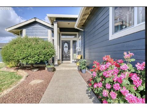 35469 Spence St, Saint Helens, OR 97051