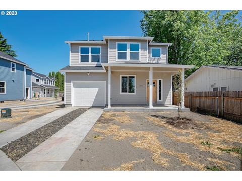 15557 SE Yamhill St #A, Portland, OR 97233