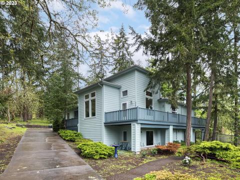 826 Foxboro Ln, Eugene, OR 97405