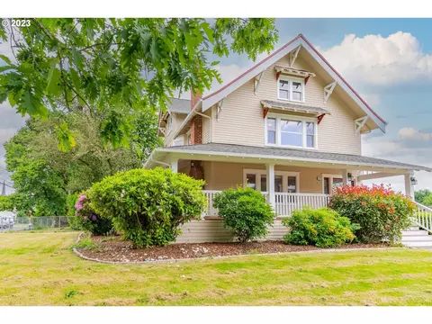 2307 18th Ave, Forest Grove, OR 97116