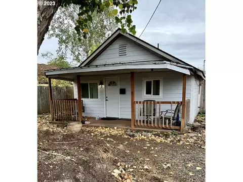 420 19th St, Springfield, OR 97477