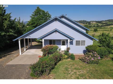 286 Country Hill Dr, Roseburg, OR 97471