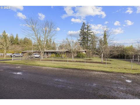 3730 Middle Grove Dr NE, Salem, OR 97305