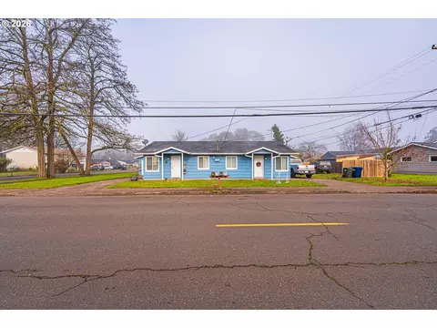 970 W 10th Ave, Junction City, OR 97448
