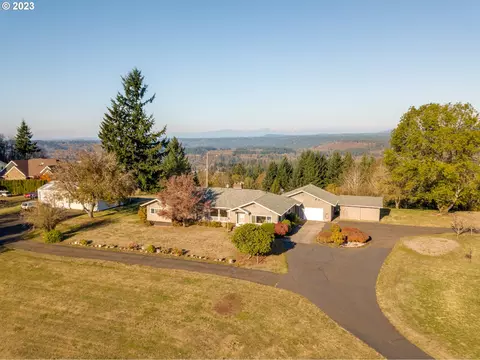 41361 SE Vista Loop Dr, Sandy, OR 97055