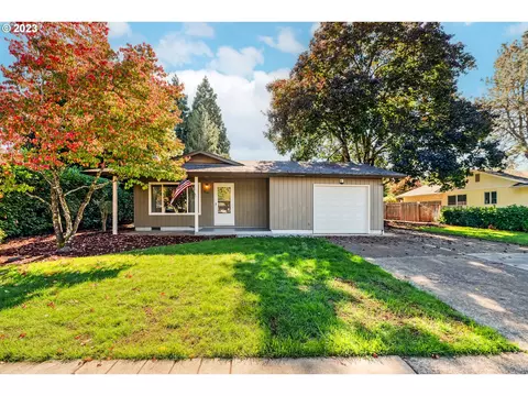 4439 Camellia St, Springfield, OR 97478