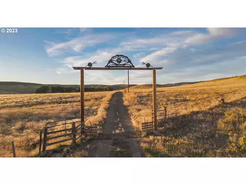 46310 Cook Rd, Baker City, OR 97814