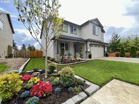 5016 SE Llewellyn St, Milwaukie, OR 97222