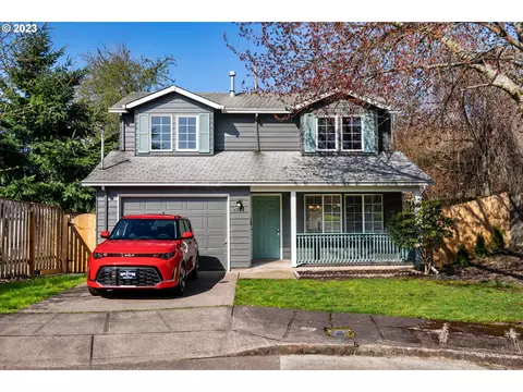 4525 N Colonial Ave, Portland, OR 97217