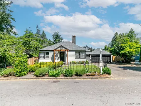 245 Harding Blvd, Oregon City, OR 97045
