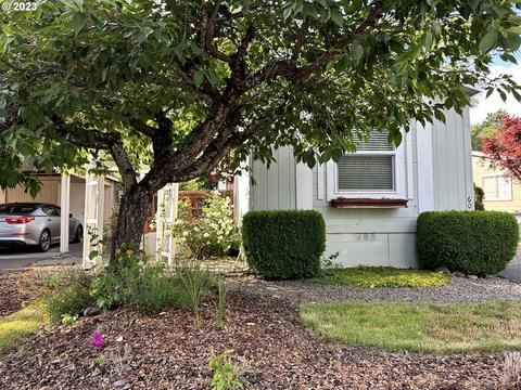 5050 Columbus St SE #60, Albany, OR 97322