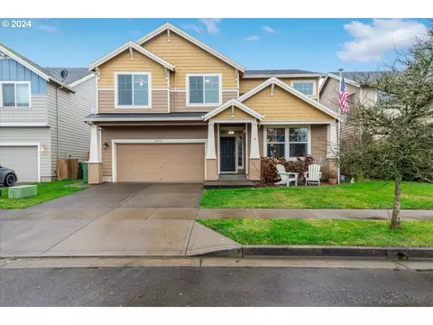 2431 N Roger Smith Dr, Newberg, OR 97132