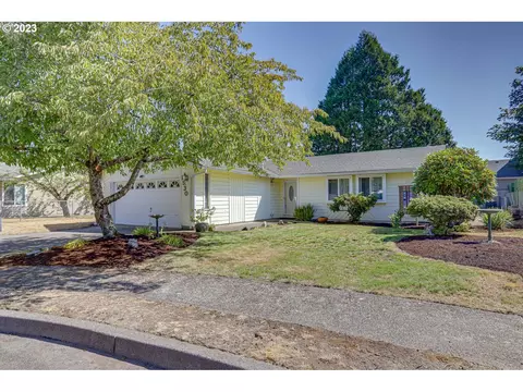 1530 NE Centurion Pl, Gresham, OR 97030