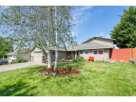 3135 SW Isaac Ave, Pendleton, OR 97801 photo 1