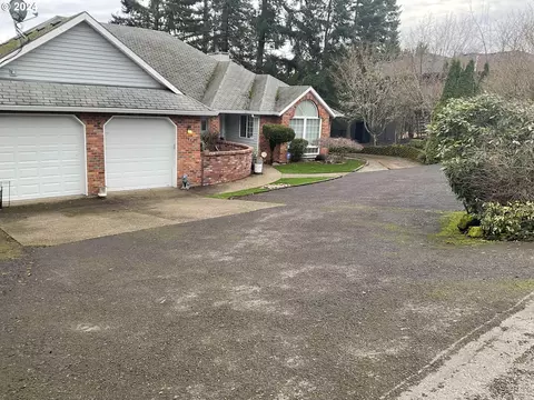 13440 SW Knaus Rd, Lake Oswego, OR 97034