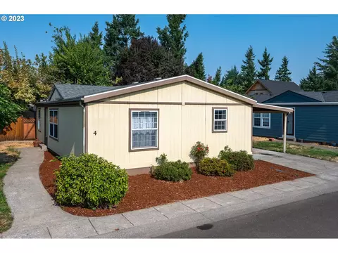 10698 Cone St #4, Donald, OR 97020