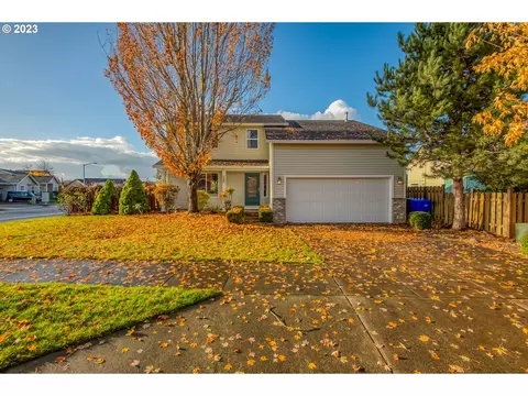780 Mary Dr, Molalla, OR 97038