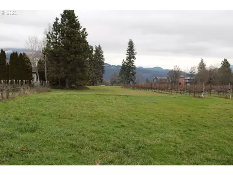 4230 Post Canyon Dr, Hood River, OR 97031