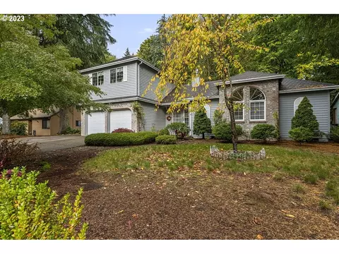 68166 E Twinberry Loop, Welches, OR 97067
