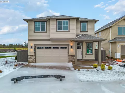 115 SE Rose Ave, Canby, OR 97013