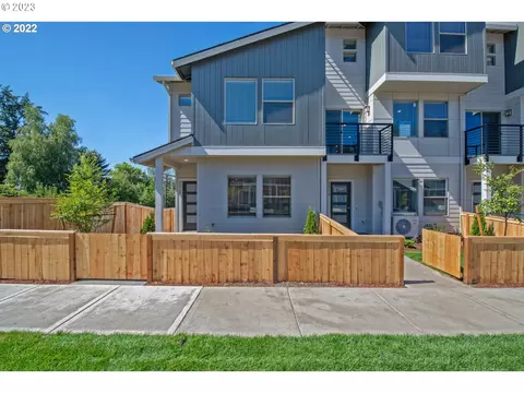 17922 NE 47th Ave #10, Vancouver, WA 98686