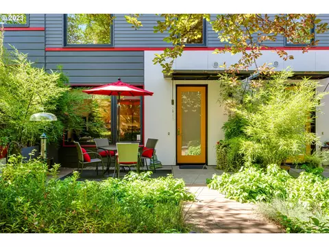 2845 Friendly St, Eugene, OR 97405