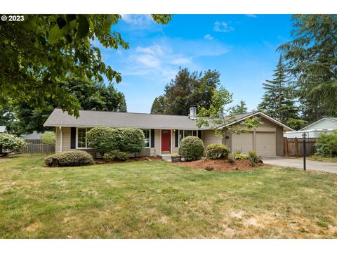 18700 Madrona Dr, Oregon City, OR 97045