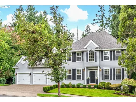 16460 SW Nighthawk Dr, Beaverton, OR 97007