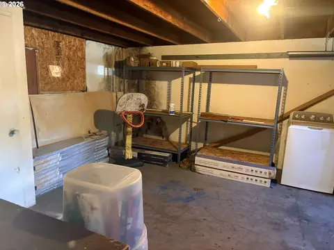 Other - 1726 W 9th Pl, Eugene, OR 97402 photo 10 of 11