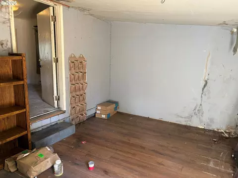 Other - 1726 W 9th Pl, Eugene, OR 97402 photo 8 of 11