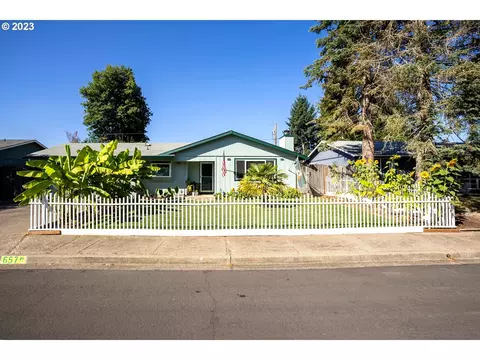657 Banover St, Eugene, OR 97404