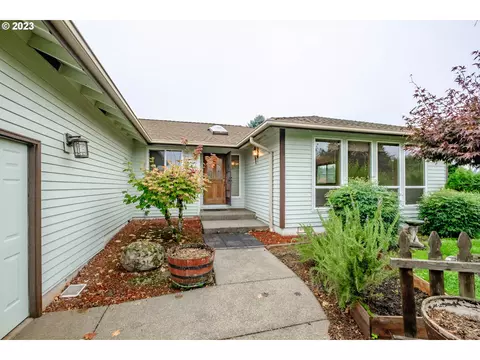 523 NW Suncrest Ave, Salem, OR 97304