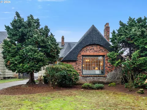2220 NE 61st Ave, Portland, OR 97213