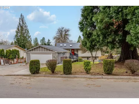 10408 NE 22nd St, Vancouver, WA 98664
