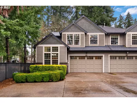5453 Willow Ct, Lake Oswego, OR 97035
