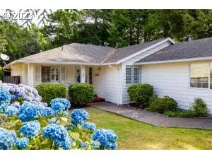 45 Pacific St, Depoe Bay, OR 97341