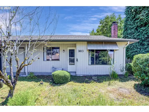 3613 NE 45th St, Vancouver, WA 98661