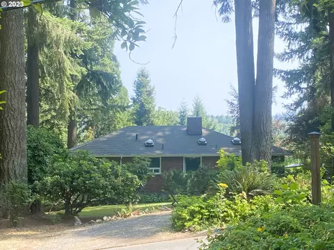 2380 Mclean Blvd, Eugene, OR 97405