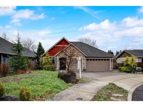 1694 N Plum Ct, Canby, OR 97013