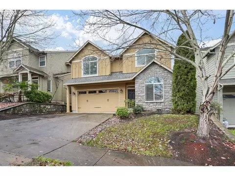 10010 NE 28th Pl, Vancouver, WA 98686